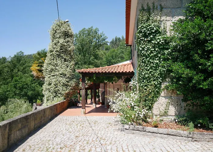 펜션 Quinta De Fornelo - Familia Campos *